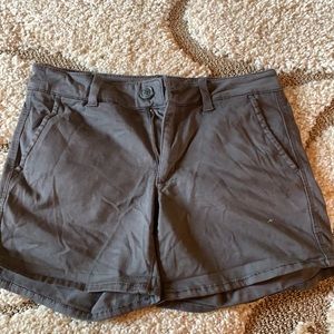 American eagle midi shorts